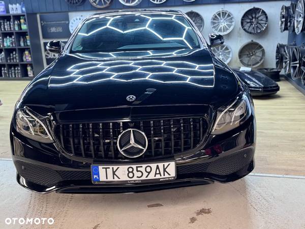 Mercedes-Benz Klasa E 220 d 4-Matic Business Edition 9G-TRONIC - 10