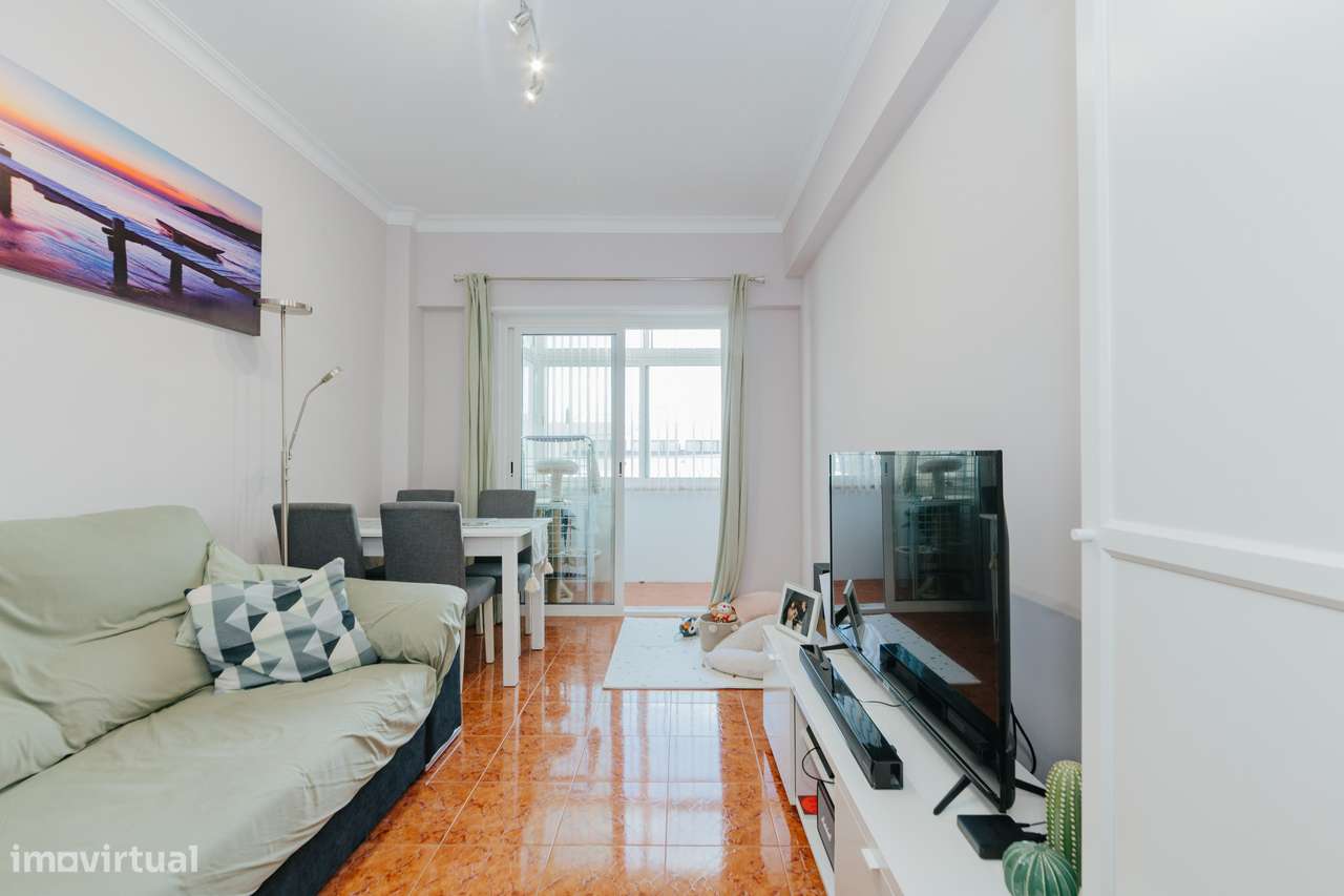 Apartamento 3 assoalhadas R/C-5