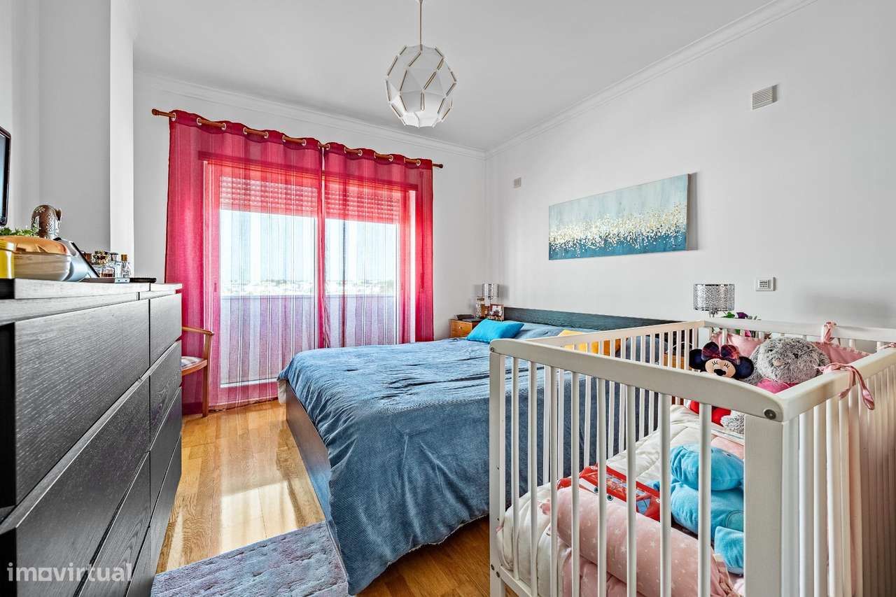 Apartamento T2 em Corroios | Conforto, Acessos e Qualidade de Vida-10