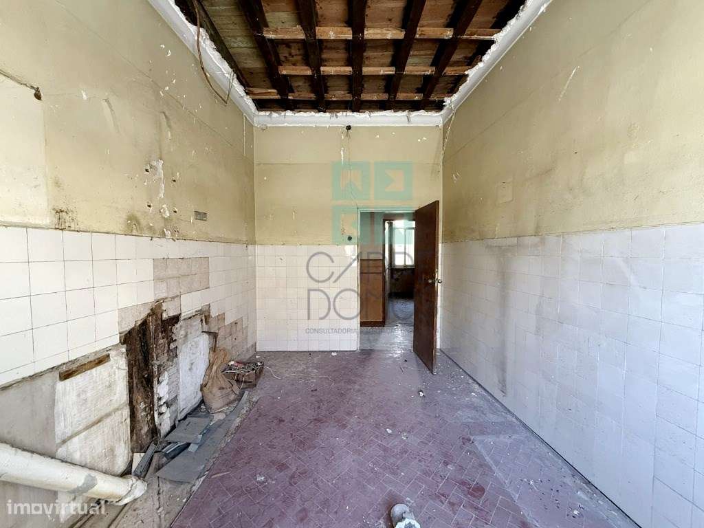 Apartamento T5 duplex, frente marina, na Figueira da Foz-17