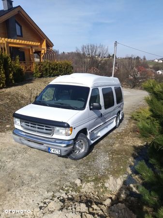 Ford Econoline - 1