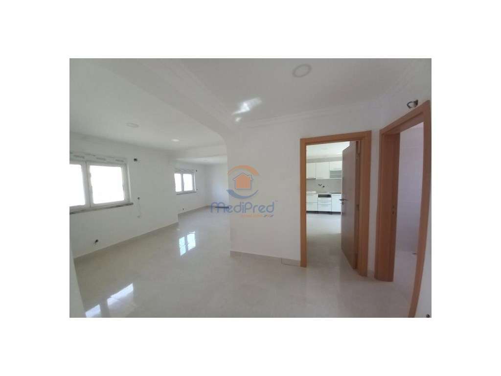 Moradia geminada T5 - Foros de Amora - Grande imagem: 4/43