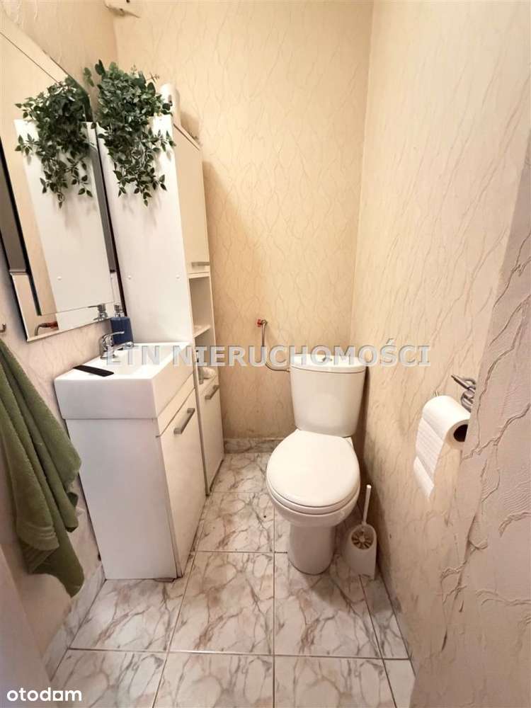 Katowice Kostuchna - dom z potencjałem do remontu.-9