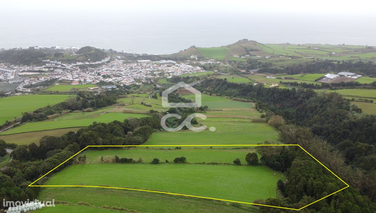 Terreno com 20.460,00 m2 - Água de Pau - Lagoa