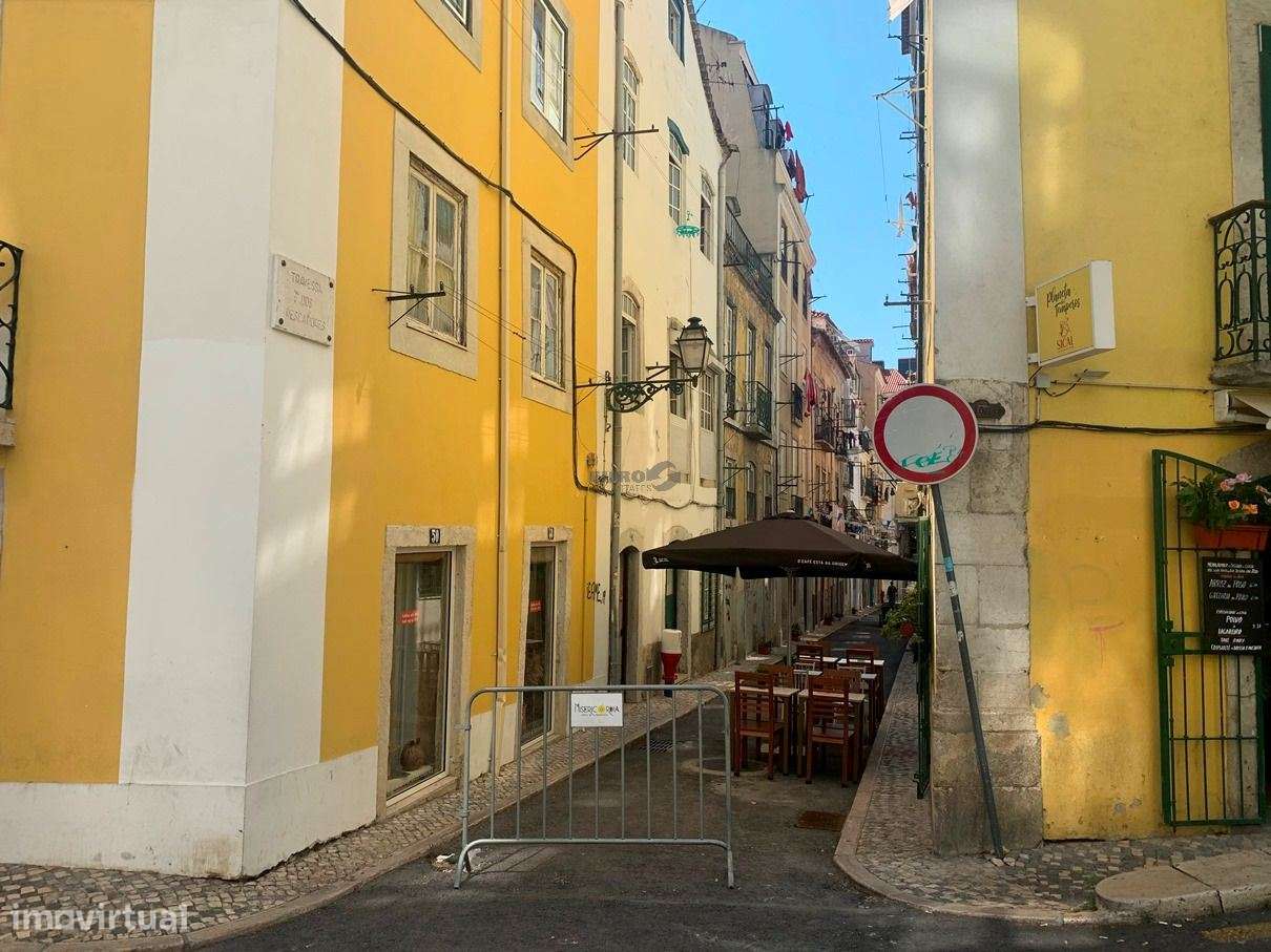Prédio Habitacional, para venda, Lisboa - Misericórdia-0