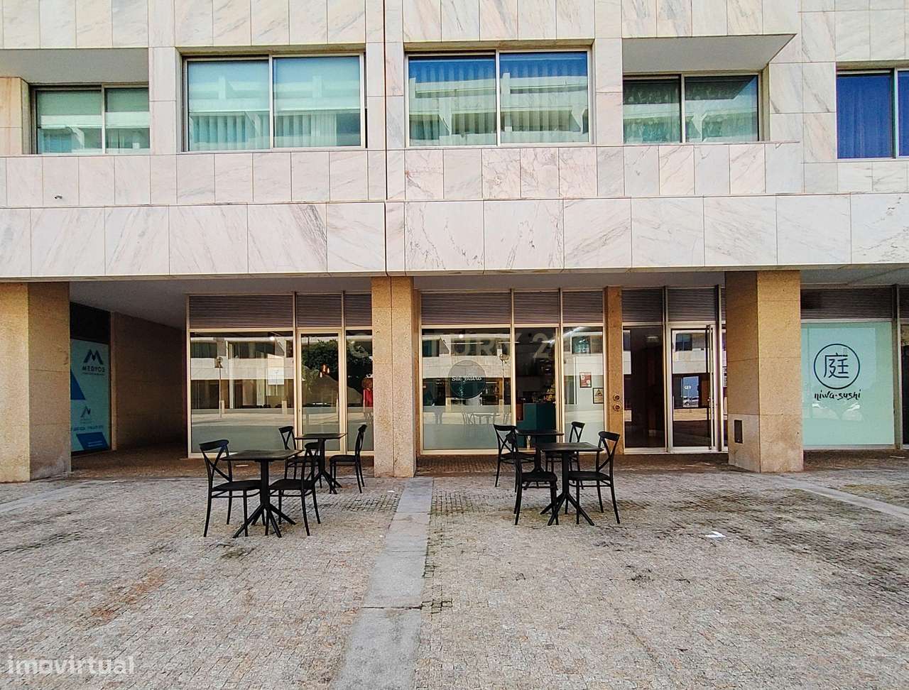 Trespasse - Restaurante/bar na primeira linha de mar em Leça da Palmei - Grande imagem: 1/24