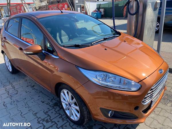 Ford Fiesta 1.0 Powershift Titanium - 5