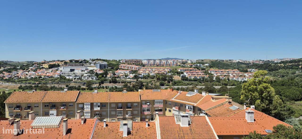 Apartamento T2 em Linda a Velha-13