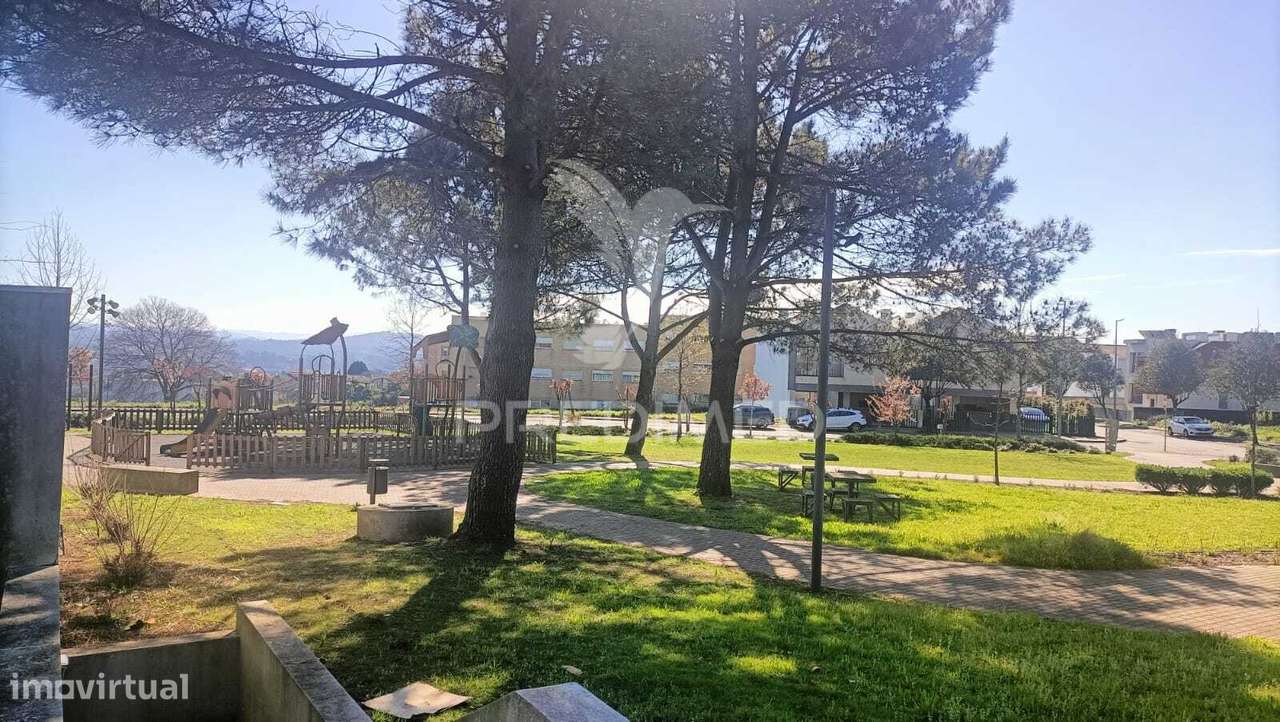 Terreno para construção de moradia no Casal, S. Mamede Coronado - Grande imagem: 5/8