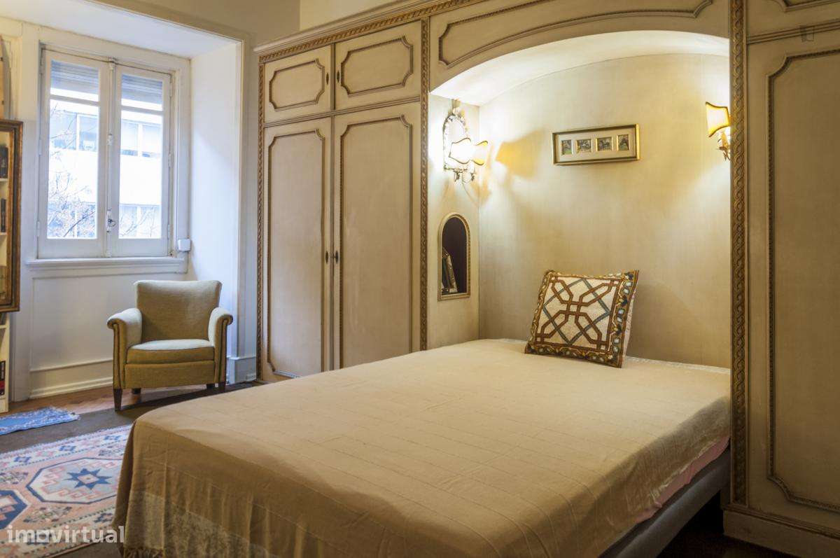 Quarto - localizado em Marquês de Pombal Lisbon - Grande imagem: 4/6