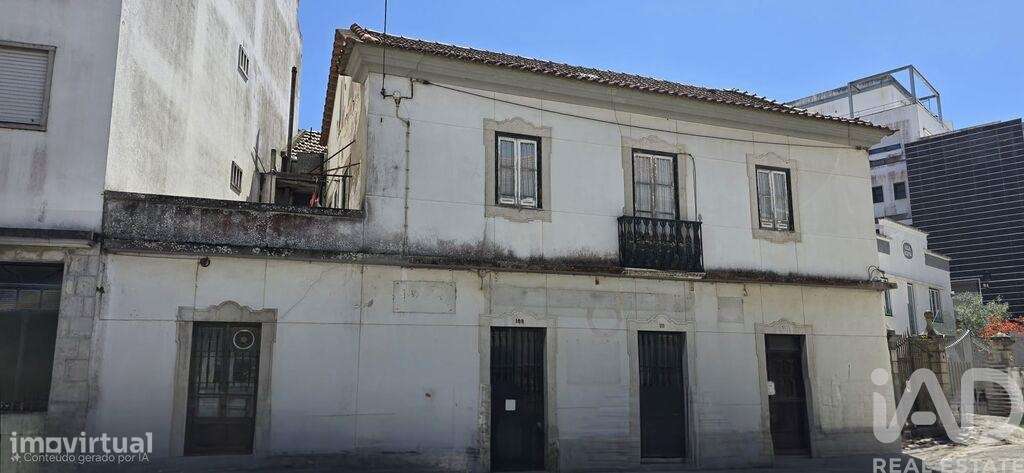 Casa tradicional T4 em Bombarral e Vale Covo de 342,00 m2 - Grande imagem: 4/30