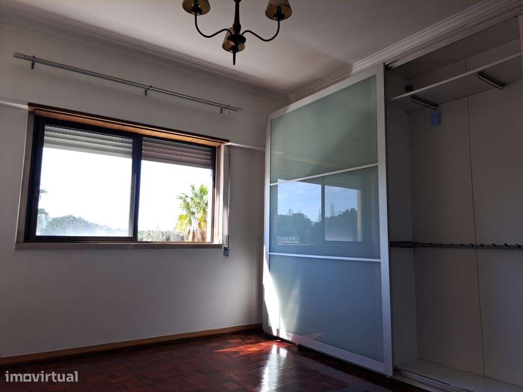 Apartamento T3 com garagem box-7