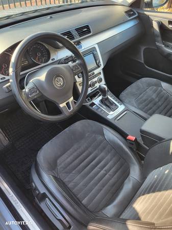 Volkswagen Passat 2.0 TDI BlueMotion Tehnology 4Motion Highline DSG - 17