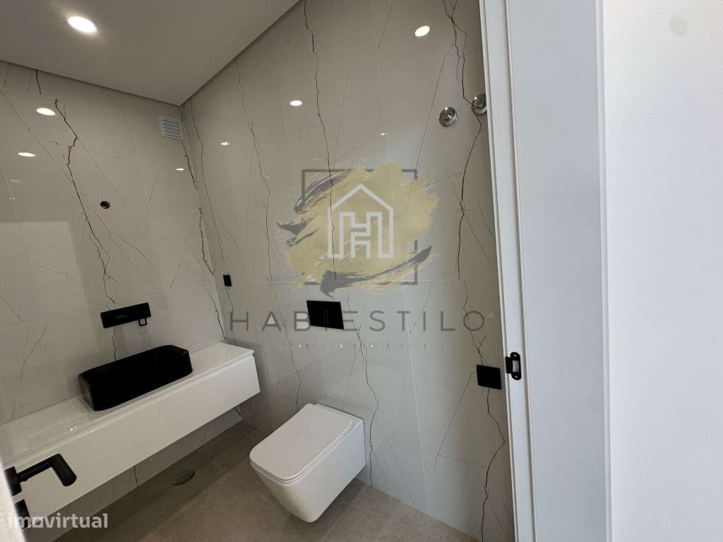 Moradia Isolada T3 Com Piscina-17