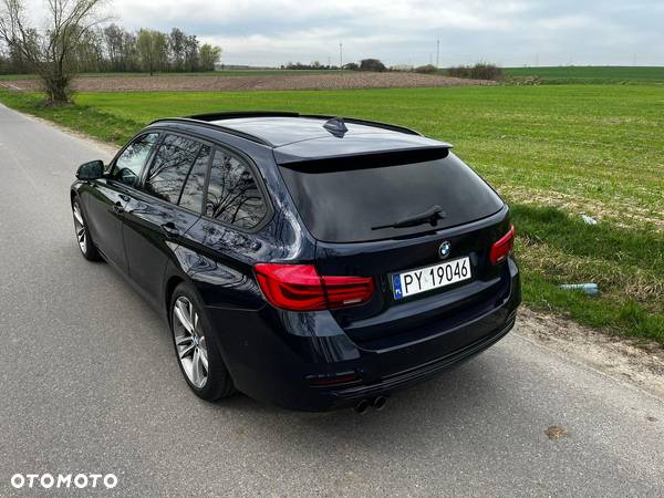 BMW Seria 3 330d Sport Line - 6