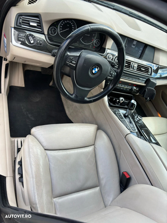 BMW Seria 5 530i Aut. - 12