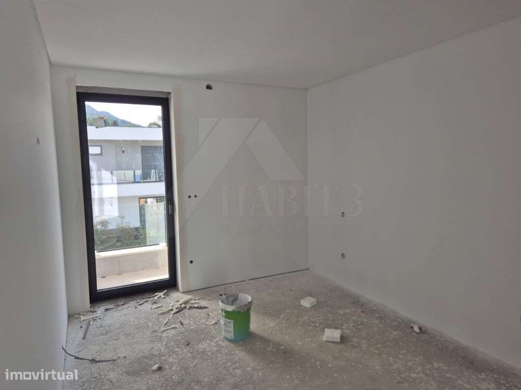 Moradia T3 de Arquitetura Moderna, com piscina - Correlhã, Ponte de...-15