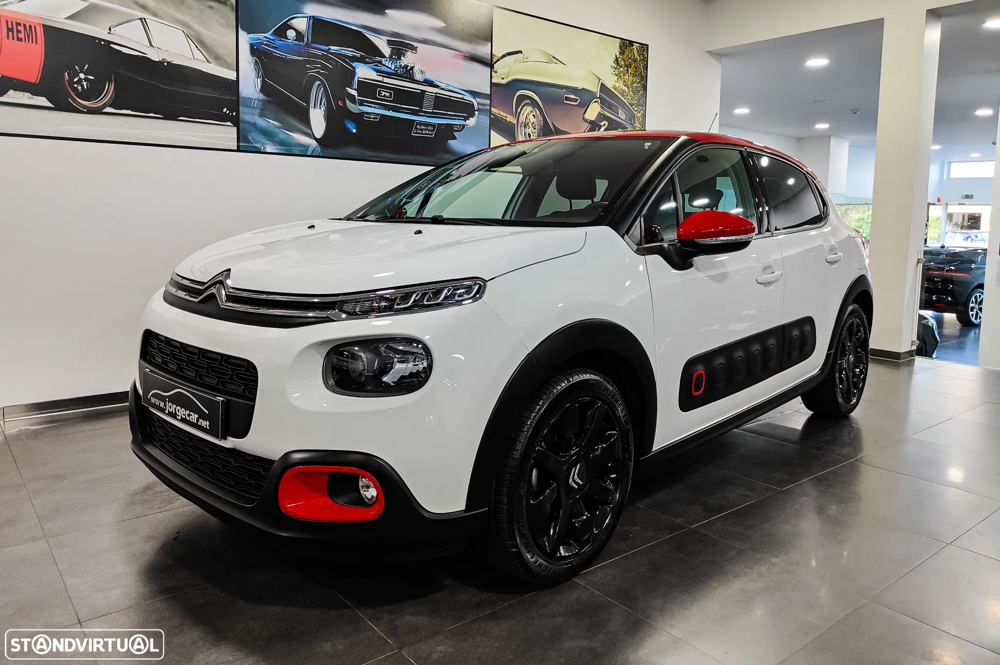 Citroën C3 1.2 PureTech Shine - 1