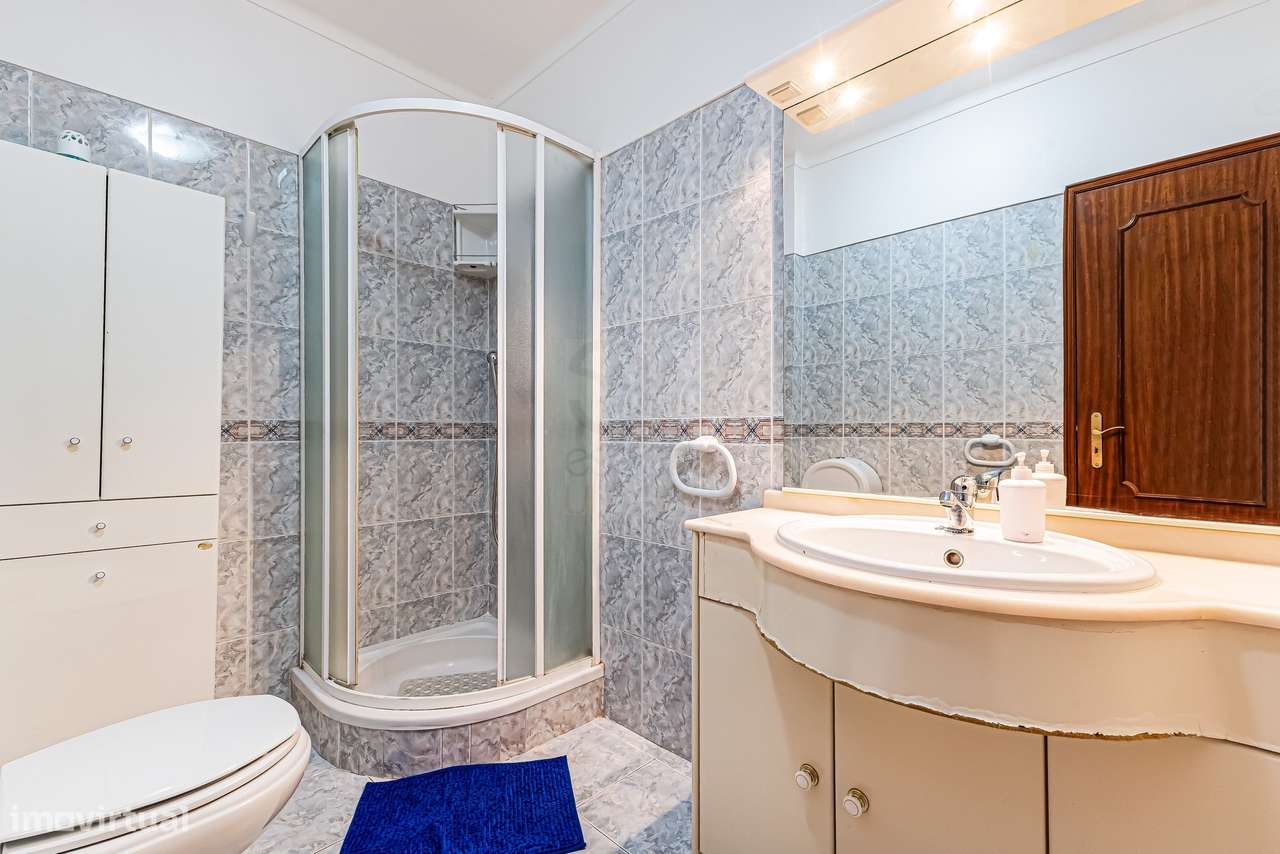 A. Pêra - Apart. 2 Quartos - Garagem - 150 Metros da Praia-7