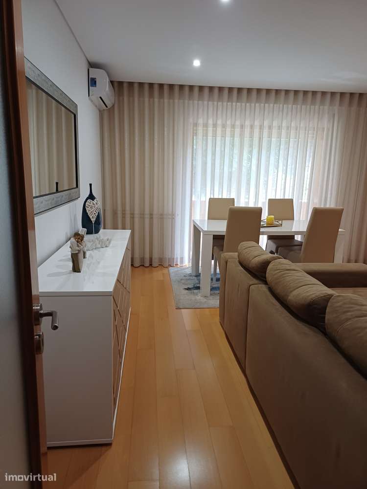 Vendo Apartamento T2 como novo em Tenões - Grande imagem: 3/17