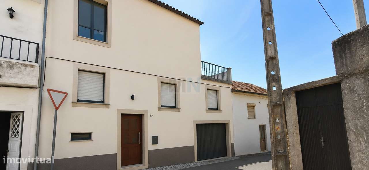 Moradia  para remodelação com Elevado Potencial em Anagueis-9