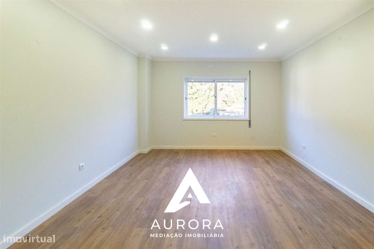 Apartamento T4 Venda em Arcozelo,Vila Nova de Gaia - Grande imagem: 2/51