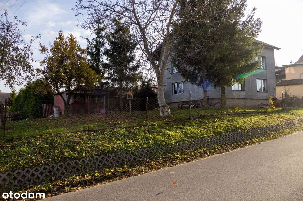 Dom z dwoma mieszkaniami i budynkiem gosp– Szczuka-13