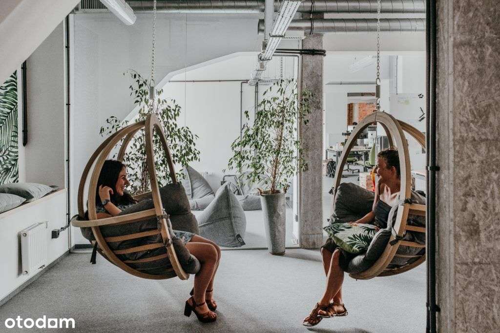 Lokal usługowy Bony 13 Gliwice, open space, meble - Pełny obrazek: 3/20