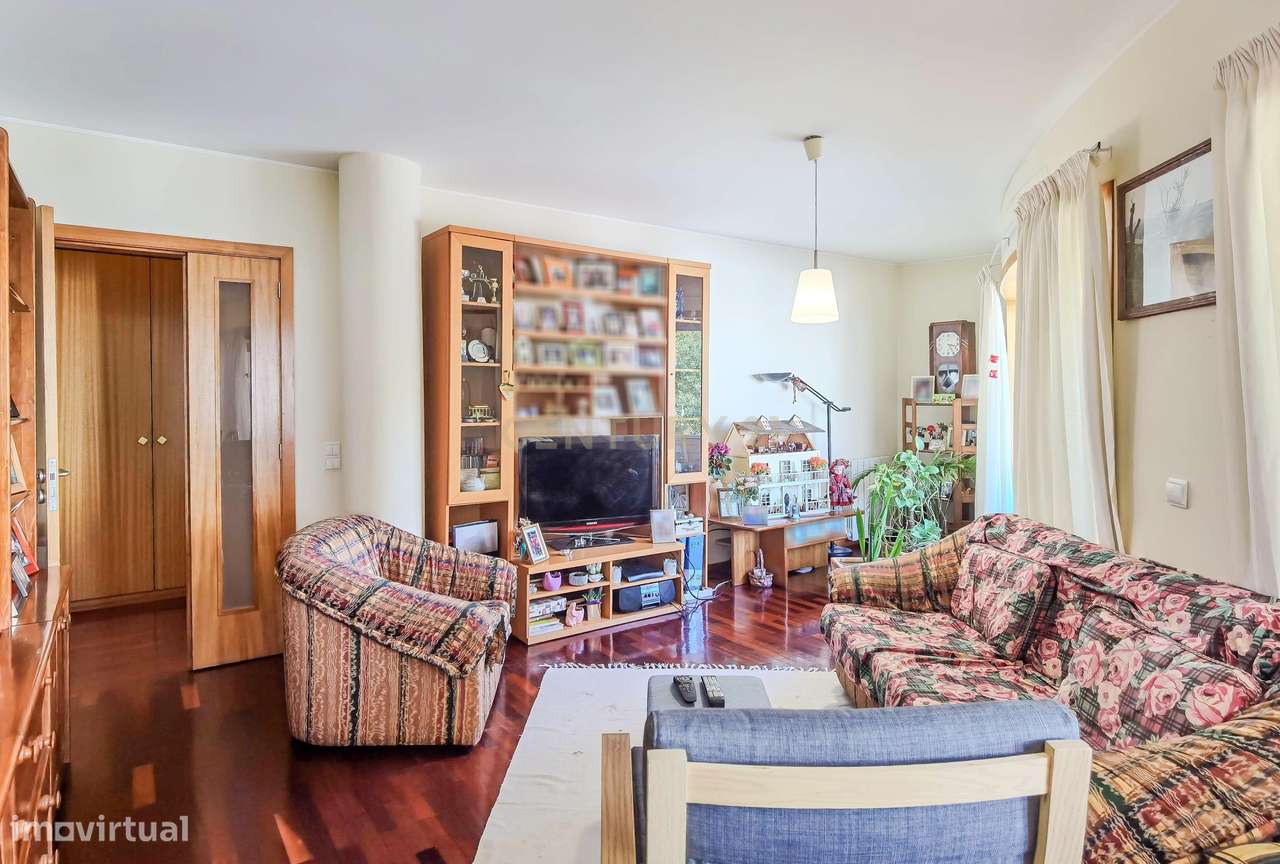 Apartamento T3 | Garagem | Arrumos | Centro Leça da Palmeira - Grande imagem: 4/29