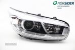 Farol direito Kia Ceed S Coupe|12-15 - 2