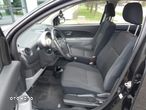 Daihatsu Sirion 1.3 - 9