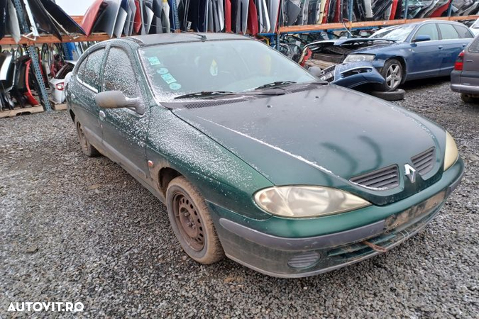 Butoane geam sofer Renault Megane 1 (facelift)  [din 1999 pana  2003] Classic Sedan 1.4 MT (95 hp) - 5