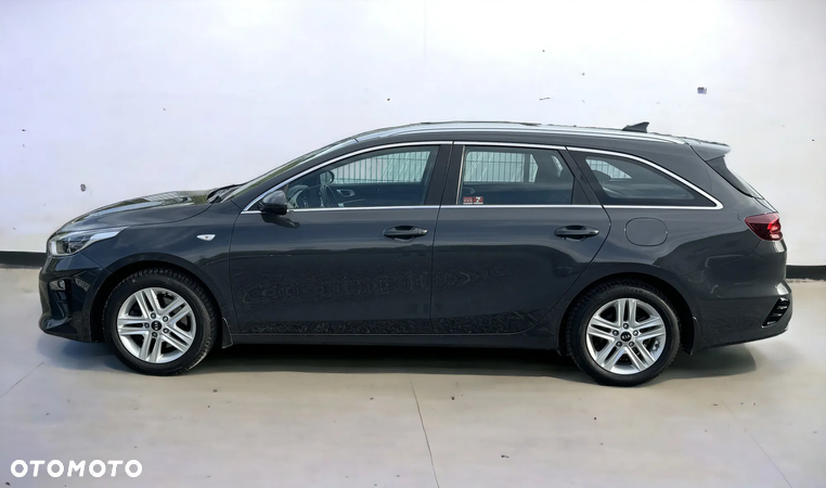 Kia Ceed 1.6 CRDi SCR M - 6