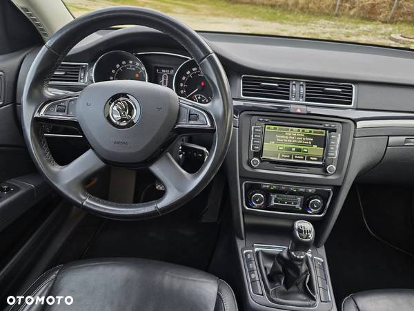 Skoda Superb 2.0 TDI Elegance - 10