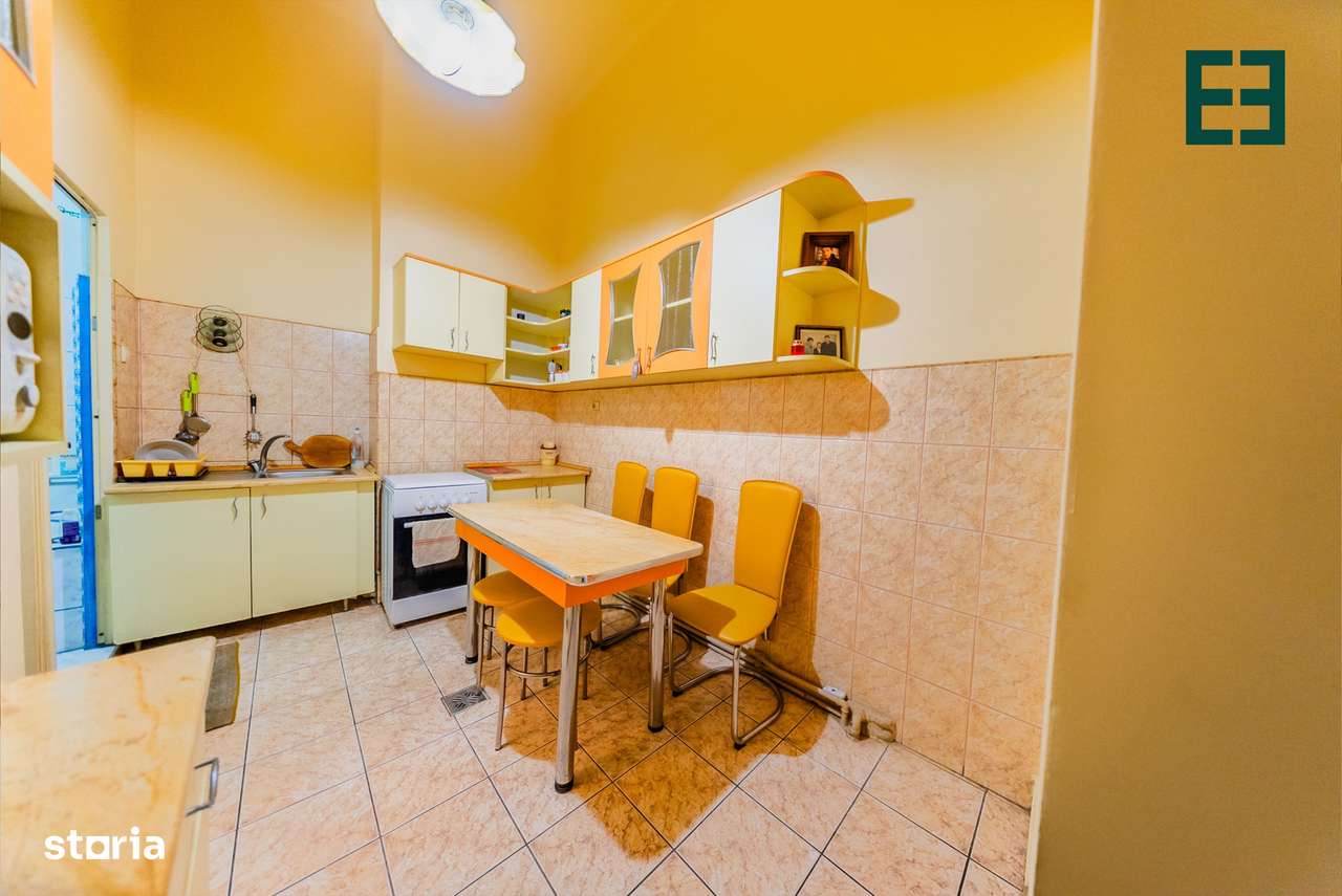 Apartament cu 3 camere și garaj - Zonă Ultracentrală - Arad - Imagine principală: 5/16