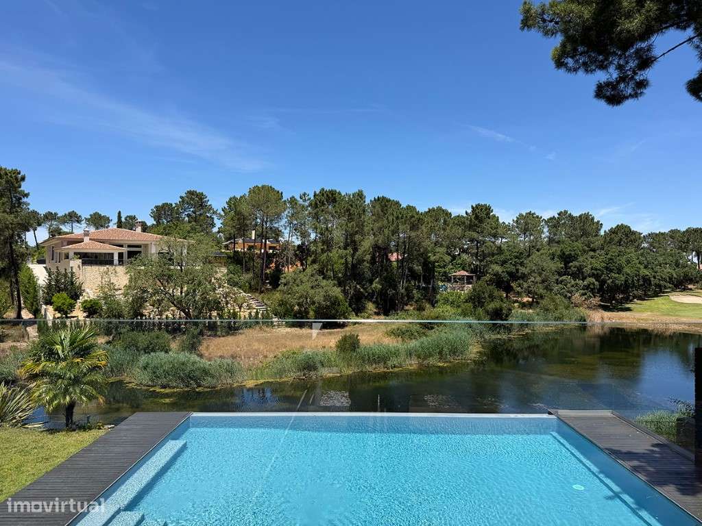 Moradia T6 na Quinta do Peru com vista para lago e campo de Golfe-53