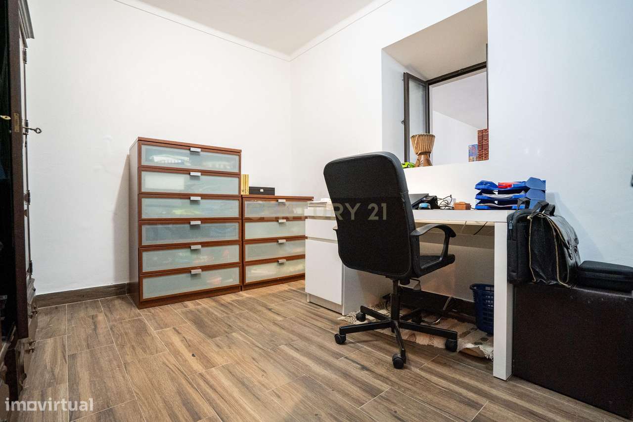 MORADIA TÉRREA T3 + SÓTÃO A 10 MINUTOS DA CIDADE-15