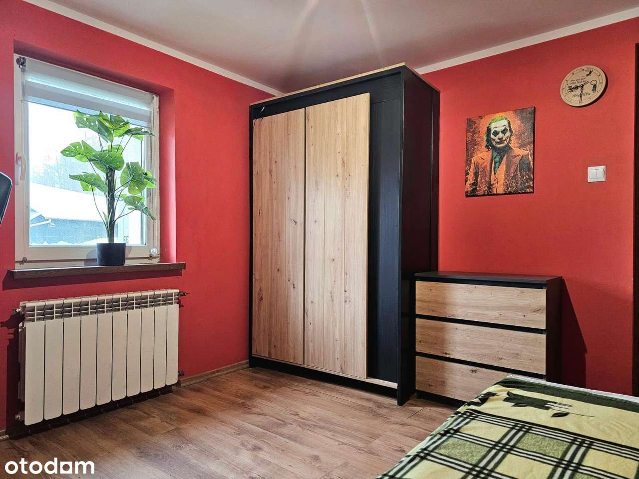 Dom wolnostojący z budynkiem gospodarczym-9