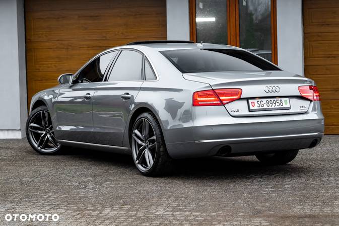 Audi A8 4.2 FSI Quattro - 4