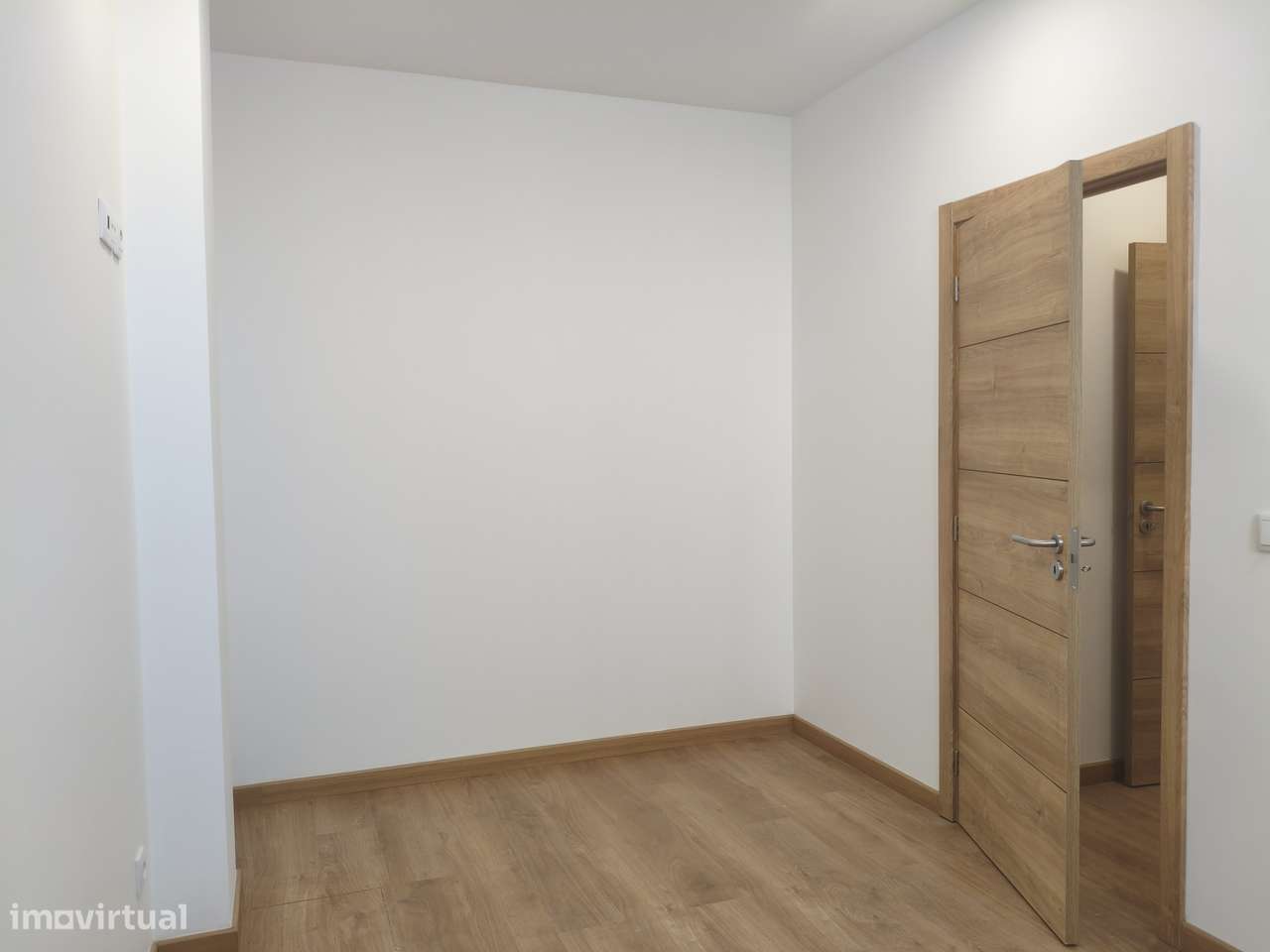 Apartamento T2 Remodelado-19