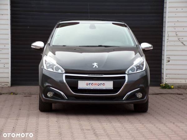 Peugeot 208 - 6