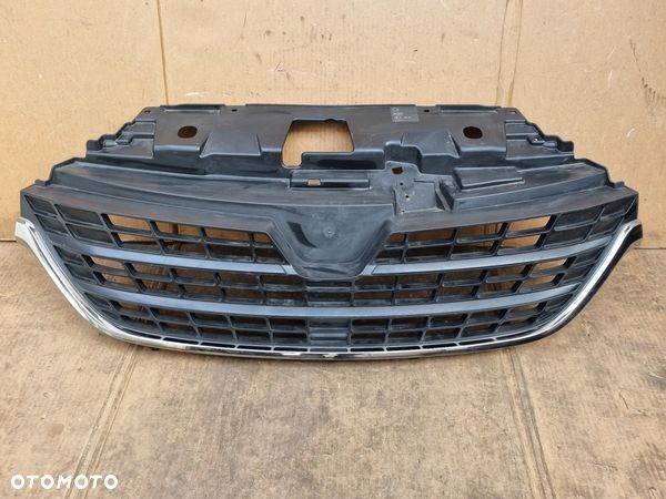 RENAULT TRAFIC III LIFT ATRAPA GRILL - 1