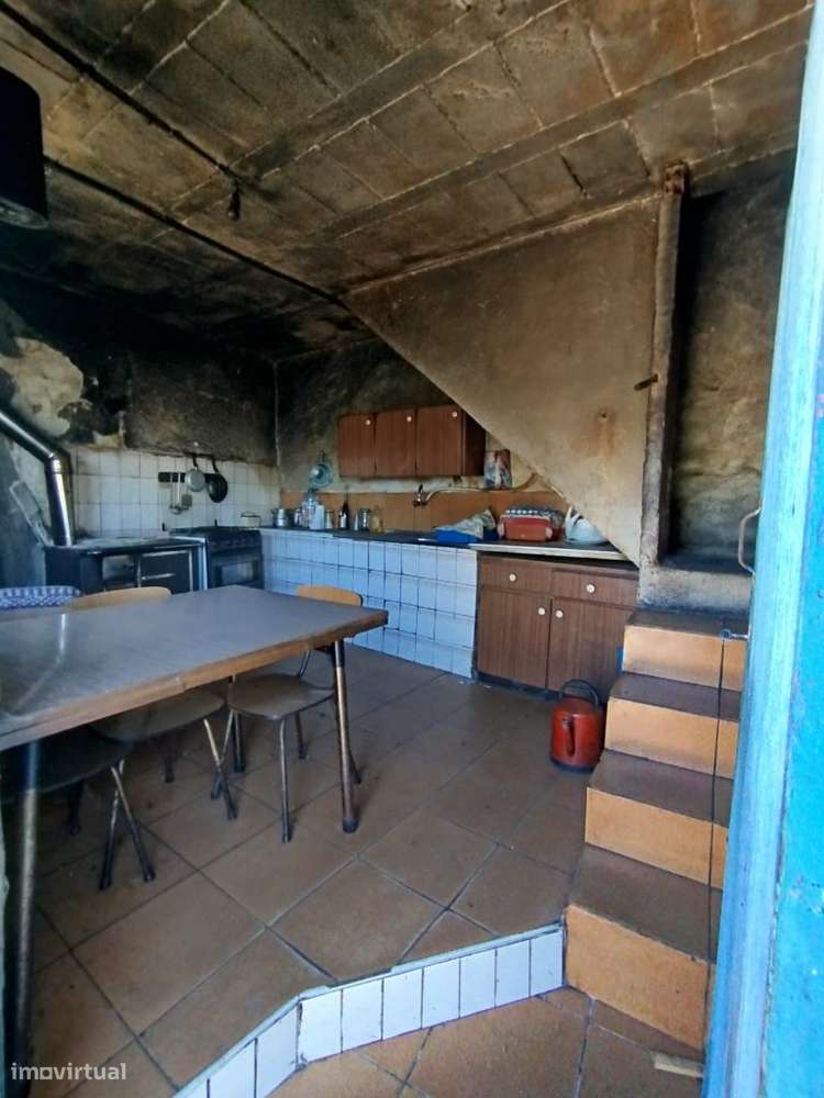 Moradia para Recuperar - Calde - Viseu-6