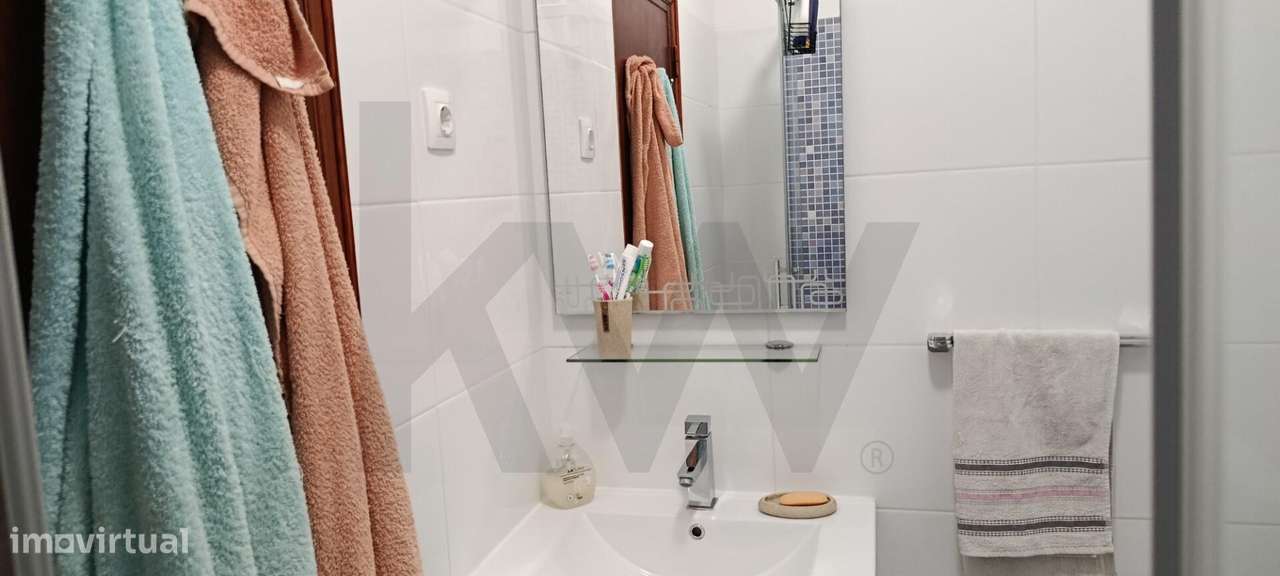 Apartamento T1 Remodelado a 1 Minuto da Praia – Armação de Pêra-18