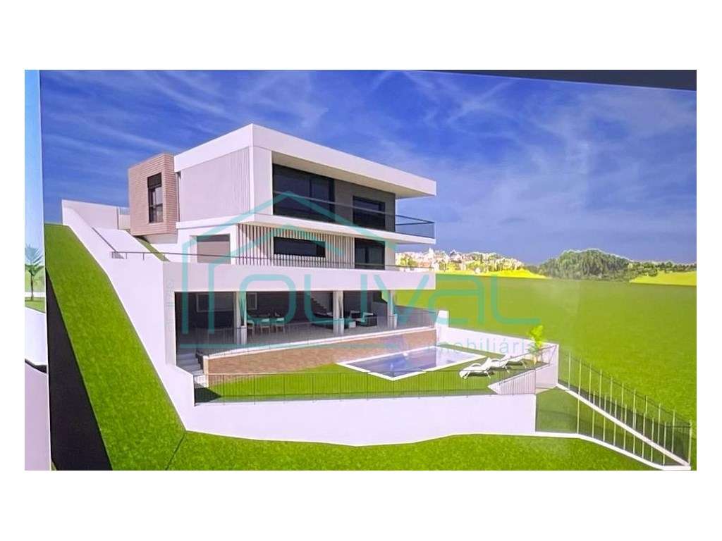 Terreno para Construção com 455m2 Projeto Aprovado - Moradia Modern...-0