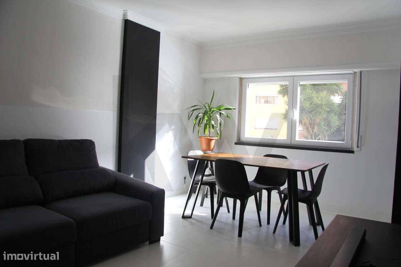 Apartamento T1 - Monte Abraão - Grande imagem: 4/12