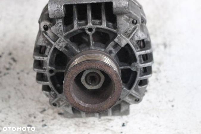 Alternator 8200030635 95A 2.0 1.8 Renault - 2