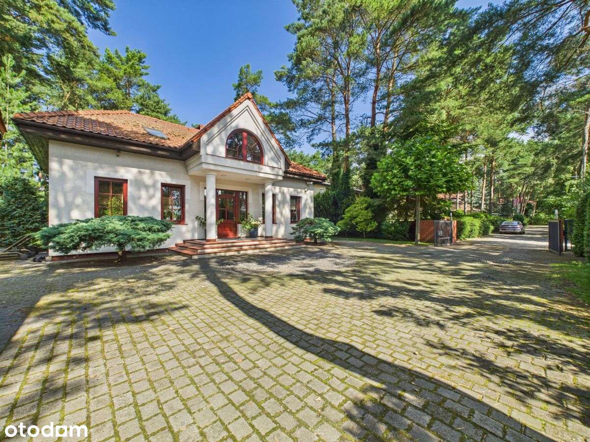 Nietuzinkowa, Absolutnie WyjĄtkowa Lokalizacja-4