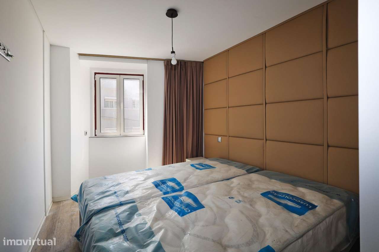 Edifício Renovado no Coração da Graça, Lisboa-17