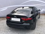 Jaguar XE 2.0 D180 S - 12